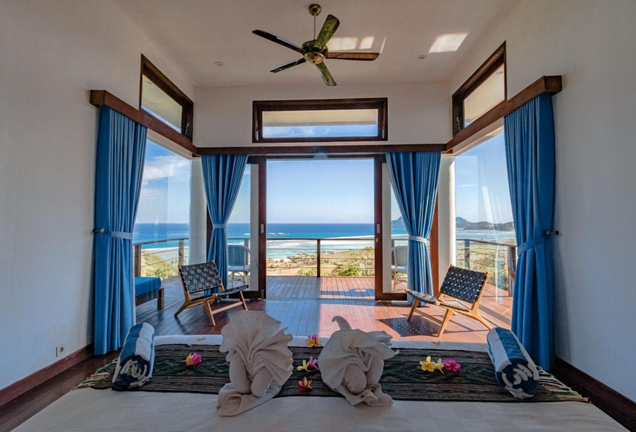 Villa Nambung Selong Belanak Exterior photo