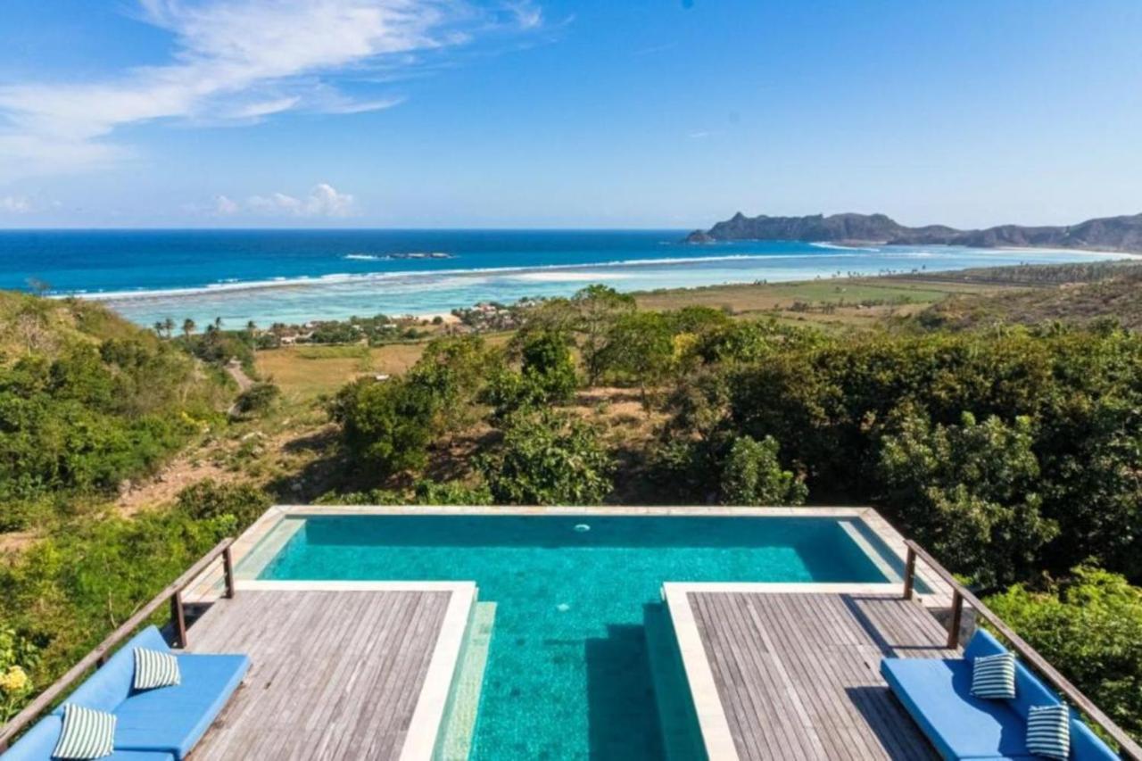 Villa Nambung Selong Belanak Exterior photo