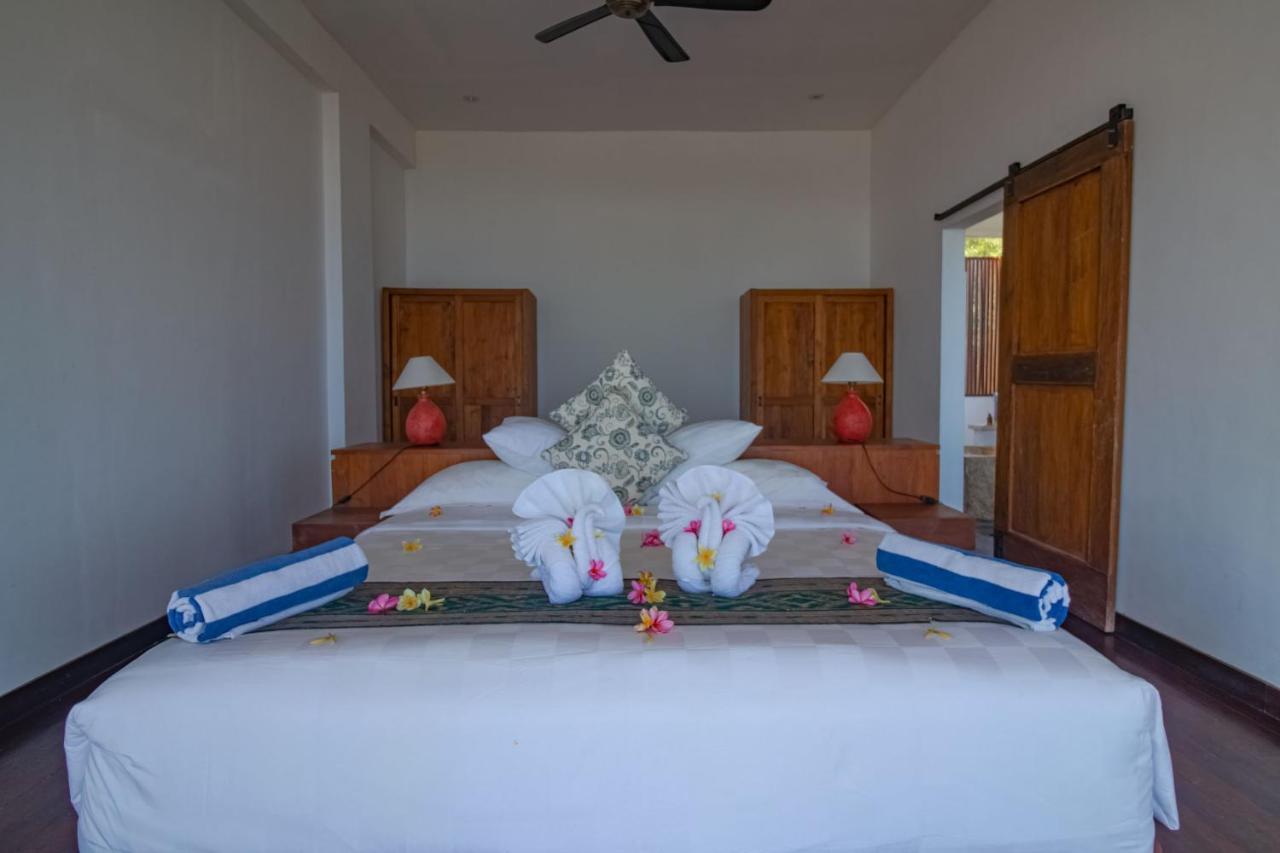 Villa Nambung Selong Belanak Exterior photo