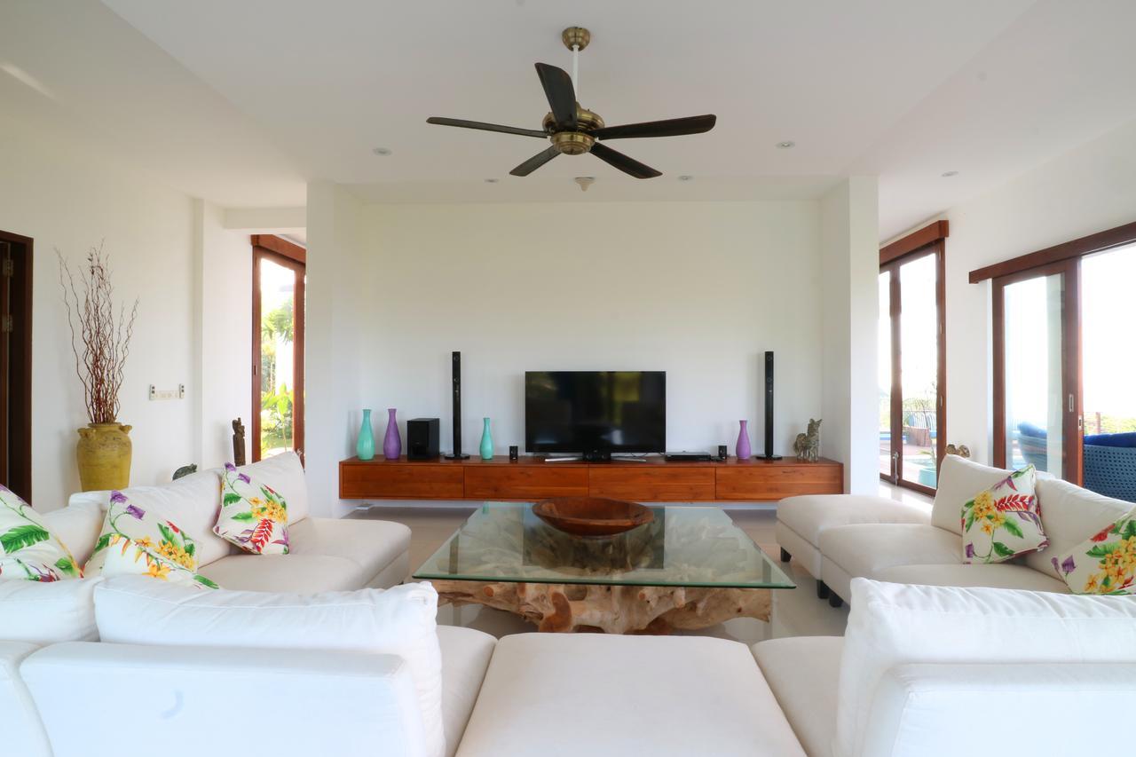 Villa Nambung Selong Belanak Exterior photo