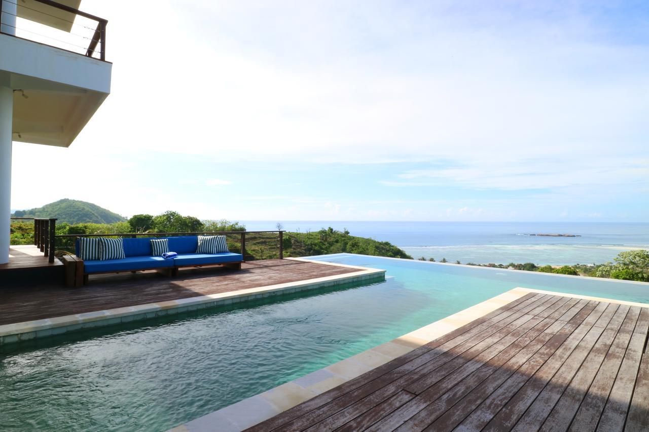 Villa Nambung Selong Belanak Exterior photo