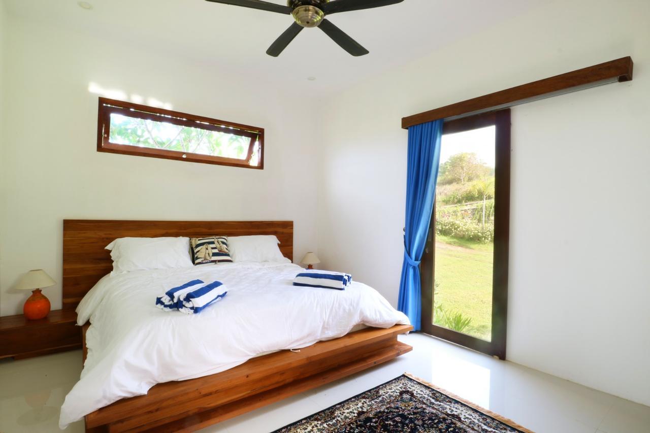 Villa Nambung Selong Belanak Exterior photo